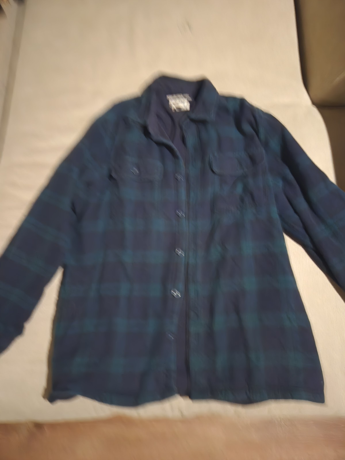 LL Bean Fleece Lined Flannel Button Up Shirt Mens Large Blue Green Plaid Shacket