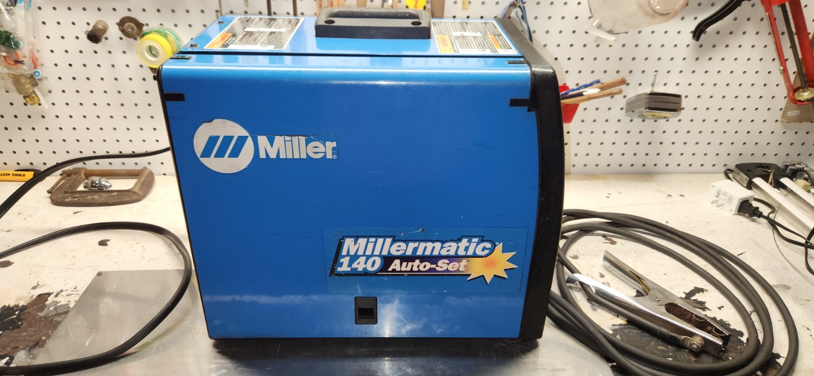 Millermatic 140 Autoset MIG Welder, Great Condition, Ready To Weld, 115V 20A