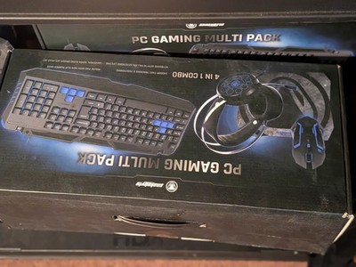 Snakebyte Gaming Combo Keyboard QWERTY LED Headset Fast Mouse Non-slip Mouse Pad