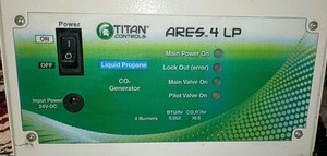 Titan Controls Ares 4 LP CO2 Generator 4 Burner w/ Regulator, Power Cord & Chain