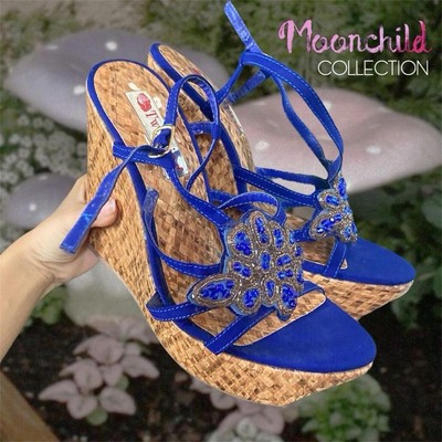 Vintage Y2k Whimsygoth Two Lips Blue Floral Beaded Heels
