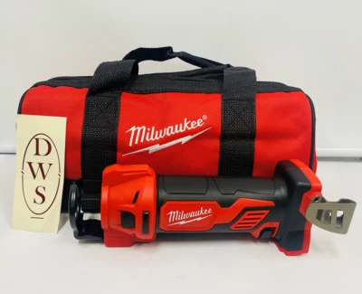 Milwaukee M18 BCT-0B 18V Cordless Cut Out Tool Motore a 4 poli con borsa / es...