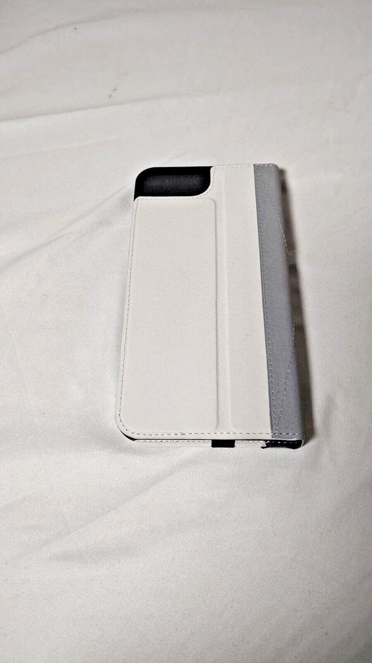 Estuche tipo billetera de cuero decodificado blanco/gris para 7 Plus DA6IPO7PLCW3WEGY Foto 2 de 3
