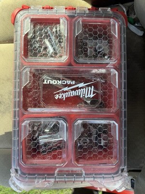 Milwaukee 48-22-9008 3/8'' Drive 56pc Ratchet & Socket Set - SAE & Metric