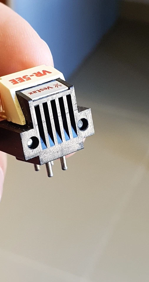 Cartucho Vestax VR-5EE MM - Canales probados, falta lápiz óptico, buen estado   Foto 2 de 4