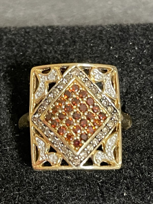 Beautiful CJ 14K Yellow Gold White & Chocolate Diamonds & Rubies Ring Size 6.5
