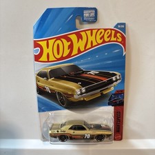 Hot Wheels 2026 '70 Dodge Hemi Challenger Gold Nightspeed 4/10 36/250 JJJ07