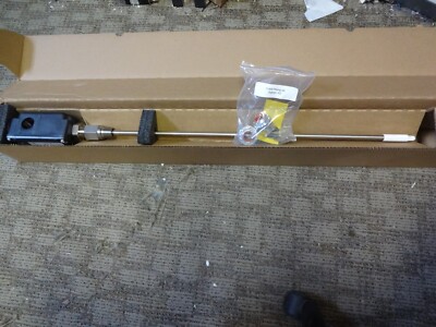 Bently Nevada 31000-00-00-20-270 02-02 Proximity Probe Housing Assembly
