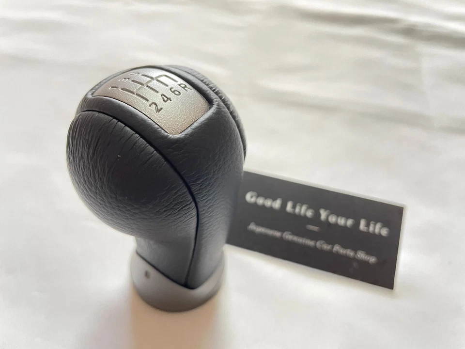 INFINITI G35 SKYLINE V35 BLACK LEATHER MANUAL SHIFT KNOB 6MT OEM S GENUINE OEM Foto 3 de 4