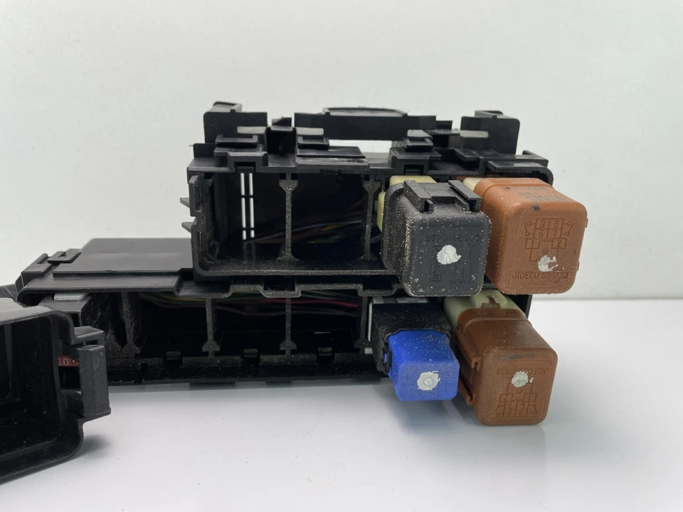 Nissan Pathfinder Armada 2004 caja de fusibles relé fabricante original, 24382 7S010 Foto 3 de 4