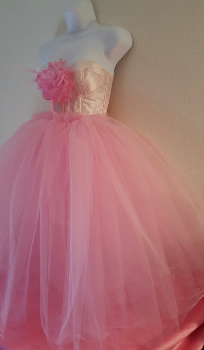 corset two piece dress wedding gown Flowy Ethereal Artemide Color:Pink_1 style:10676882-169 this design beautifully sculpts Asymmetric Maxi Dresses for