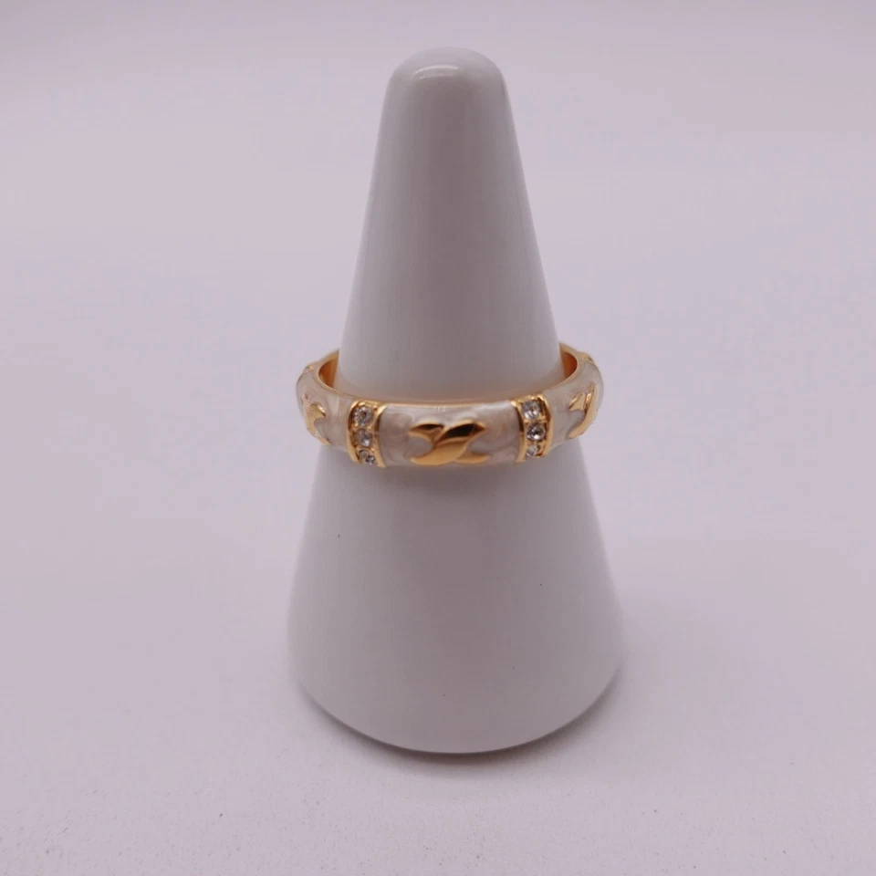 Anillo Lauren G Adams Crema Esmalte Circonita y Tono Dorado Banda Moda Apilable Foto 3 de 4