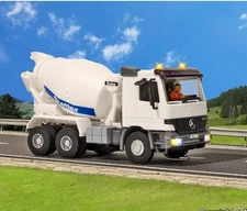 Viessmann Car Motion  MB Actros Cement Truck 8031 HO Scale