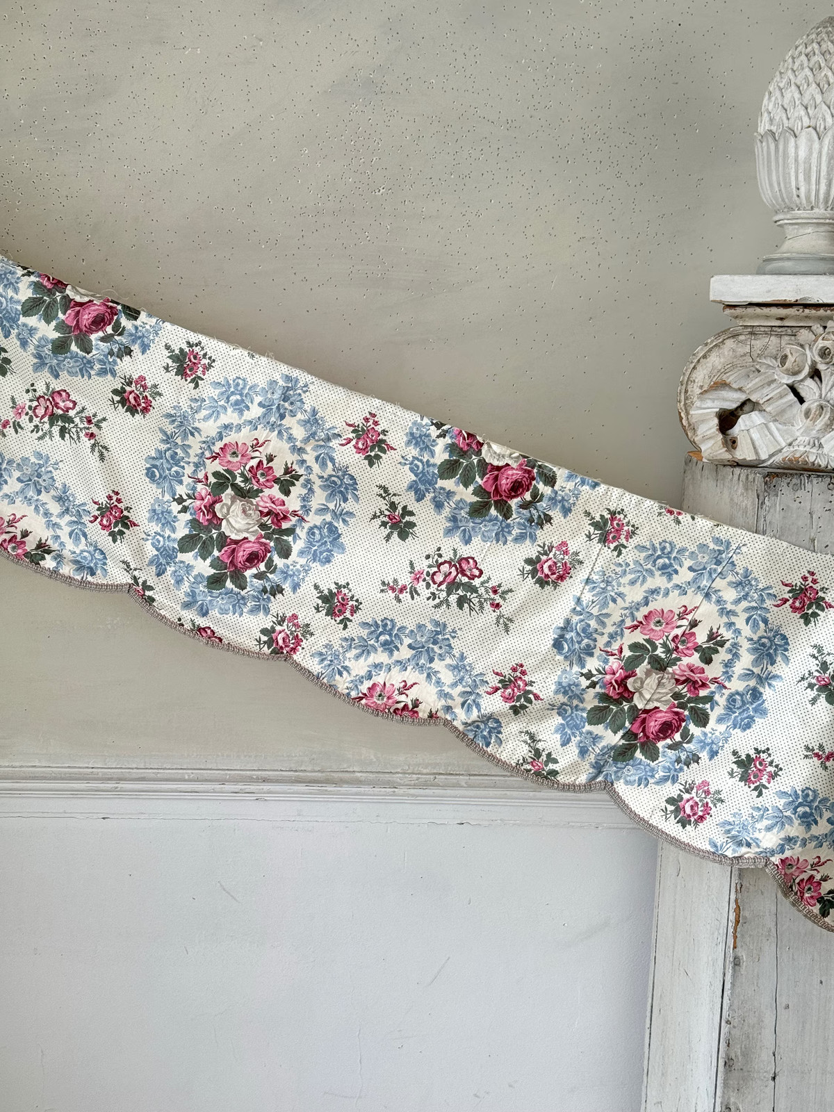 78x 14 WOW 1930's valance Floral Chintz fabric material old curtain pelmet coun