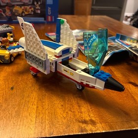 LEGO CITY: Training Jet Transporter (60079)
