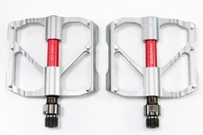 Chromoly shaft, 3 bearings, flat pedals, PD-M86, gray/red