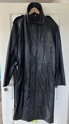Schwarzer Ledermantel, Vintage , Länge ca. 129cm, Gr. 54  TOP Zustand - Bild 1 von 4