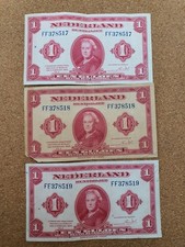 3 x One Gulden banknotes- Netherlands.  Consecutive Serial Numbers. 1943. WWII.