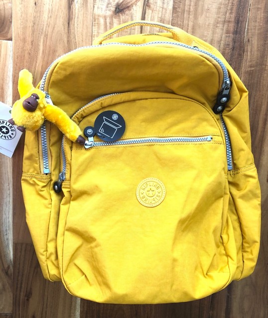 backpack with gorilla keychain