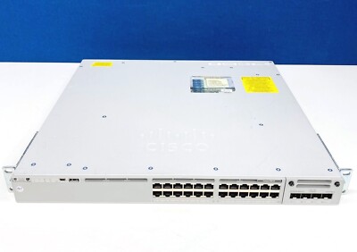 Cisco Catalyst C9300-24T-E 48 Port Netzwerk Switch mit C9300-NM-4G SFP Modul