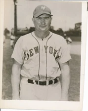 Johnny Mize HOF 4x5 B/W 1942 Press Wire Photo New York Giants