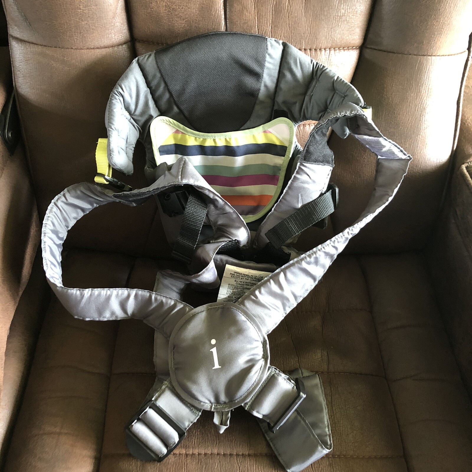 Infantino Gray Breathe Vented Sporty Baby Carrier 8-25 lbs GB-1.14