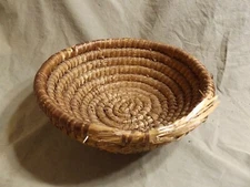 Primitive Antique Hand Woven Coiled Rye Straw Basket PA Style Native American
