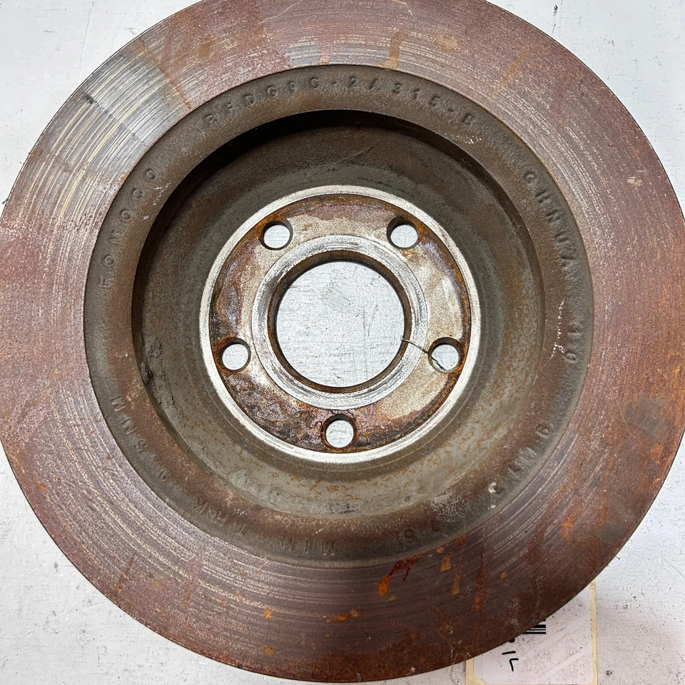 Disco de rotor de freno trasero izquierdo o derecho Ford Fusion 2013-2020 OEM 1 PIEZA Foto 4 de 4