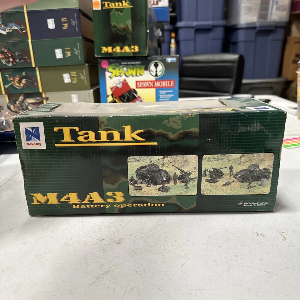 New ray tank m4a3 battery operation (h75) - Image 3 of 4