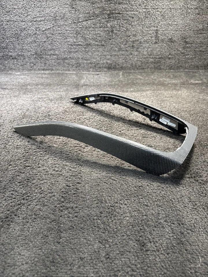 2008 - 2016 奥迪 A5 S5 RS5 B8 碳纤维内部仪表板控制台和门饰原始设备制造商 — 第 3/4 张图片