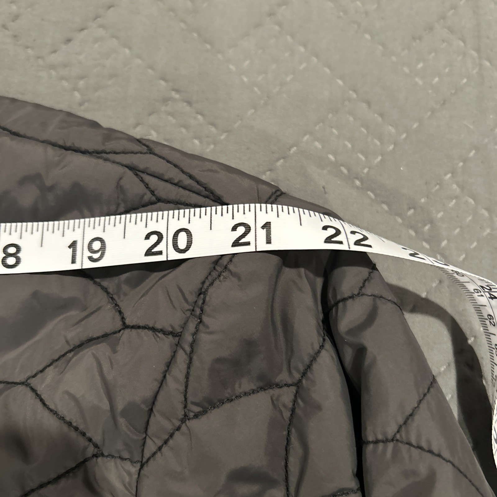 HUK scale quilt button down shacket large - image 6