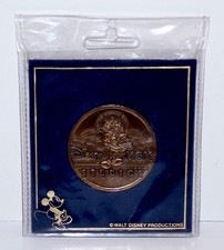 1980s Disney MGM Studios Medallion in Pouch NEW Cond. WDW Theme Park Exclsv COIN