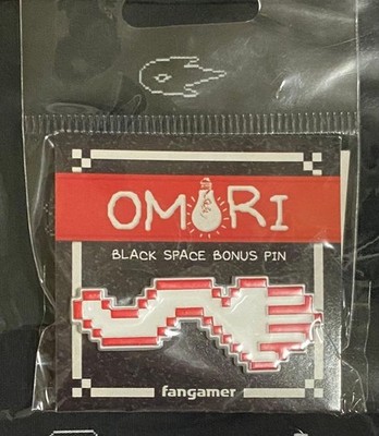 OMORI Short-Sleeved Shirt with Bonus Pin Badge Rare