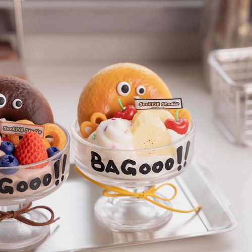 Handmade Bagel Ice Cream Candle - Picture 12 of 15