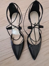 Nine West Womens Stiletto Point Toe Lace Up Open Shoes Gen.Leather. Black US 9M