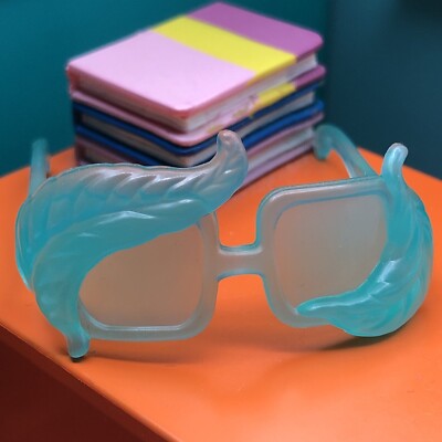 Monster High Doll Shockingly Shy Scared Silly Glasses Mattel Part Piece
