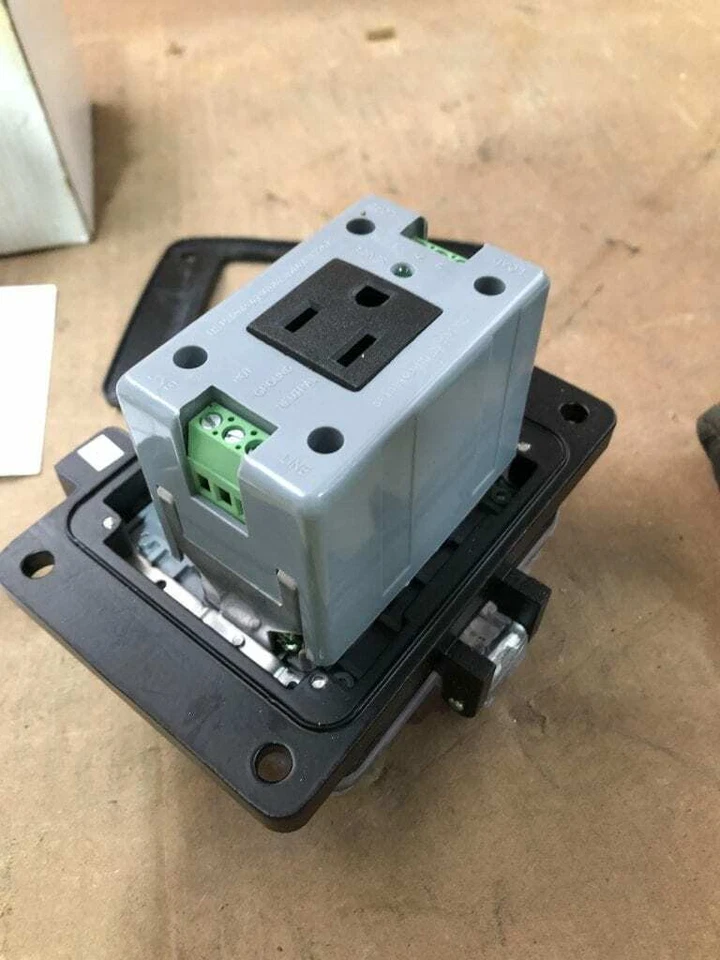 Grace H-RF0-K2 Domestic GFCI Inside-Outside Rear Outlet 120VAC 5A -NIB - Image 3 of 4