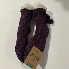Northeast Outfitters Cozy Cabin Socks women’s Size 5-10 Purple Chenille Pom NWT 