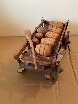 VINTAGE MAHAGONI GROSSER KRATZER GEBAUTER SCHUBWAGEN MIT GROSSEN KLEINEN MASSIVEN KIEFERNFÄSSERN