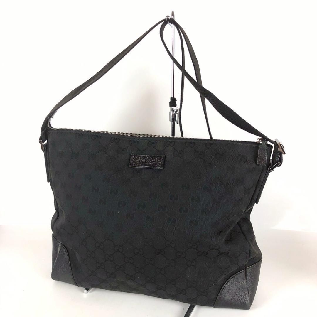 Gucci GG Canvas Black Shoulder Bag Authentic Designer Handbag 110054