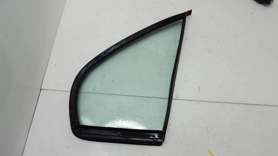 Vidrio de ventilación de puerta trasera izquierda para conductor compatible con 95-96 Infiniti G20 642908 Foto 2 de 4