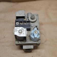 White Rodgers 36E98 202 HVAC Furnace Gas Valve Carrier EF32CW191