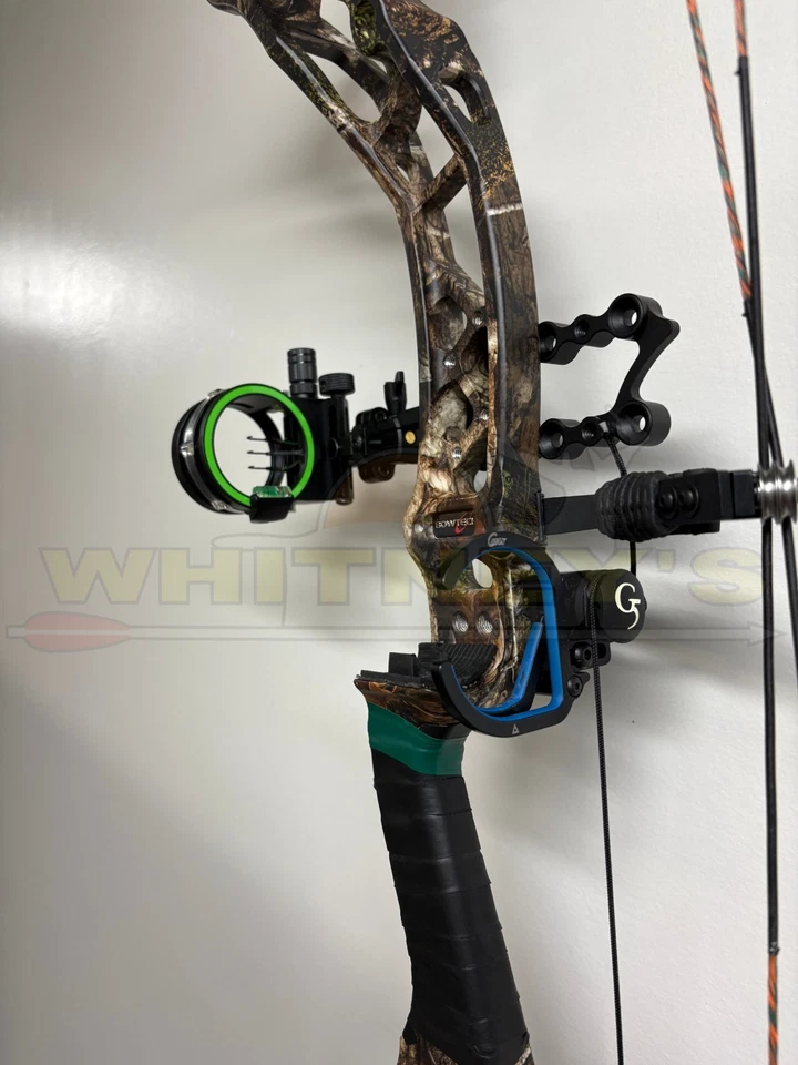 Used - Bowtech CP30 - Right Hand -  60lbs - 25"-30.5" - Mossy Oak - Image 3 of 4