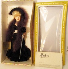 1982 EFFANBEE MAE WEST LEGEND COLLECTORS SERIES 17