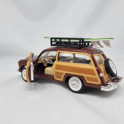 Ford - MCC/&#39;49 Fordフォード Woodyウッディ 1/18 MCC/´49 Fordフォード Woodyウッディ 1/18