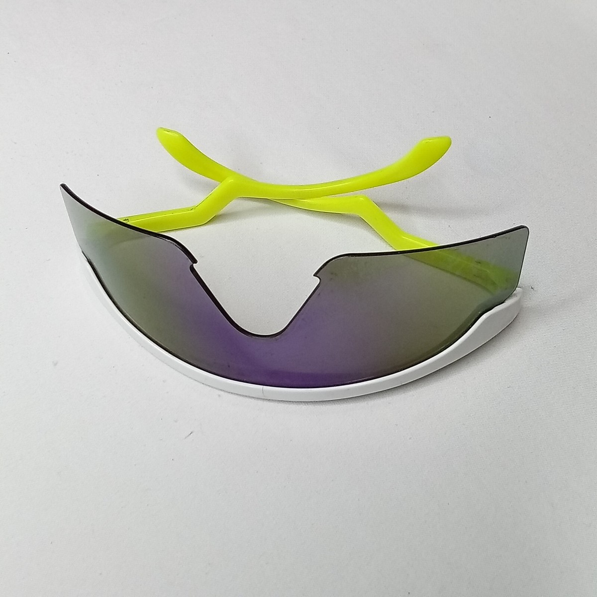 VINTAGE OAKLEY RAZOR BLADES SUNGLASSES WHITE W/SUBLIME