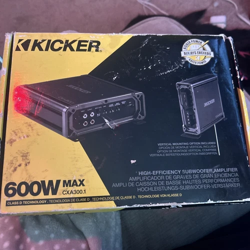 Kicker 600w Max Amp, Cxa300.1