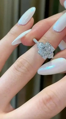 Premium CVD Radiant Cut Diamantring Lab Grown 14k Weißgold 4,4 Ct IGI E F VVS