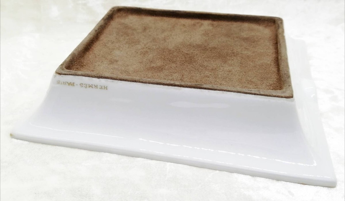 HERMES Ashtray Plate Tray Horse Carriage Gold Porcelain Yellow