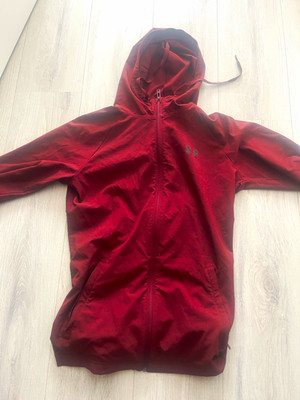 Under Armour Herren Windbreaker Jacke M bordeauxrot Kapuze Reißverschluss